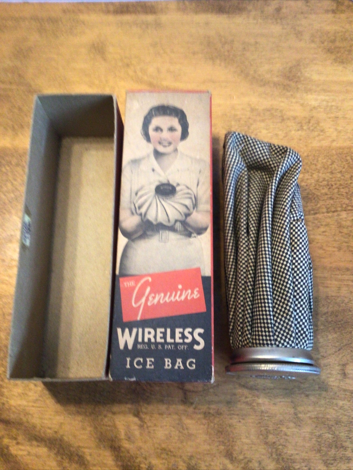 vtg wireless ice bag in original box THE LOBL MFG. CO. MIDDLEBORO MASS.