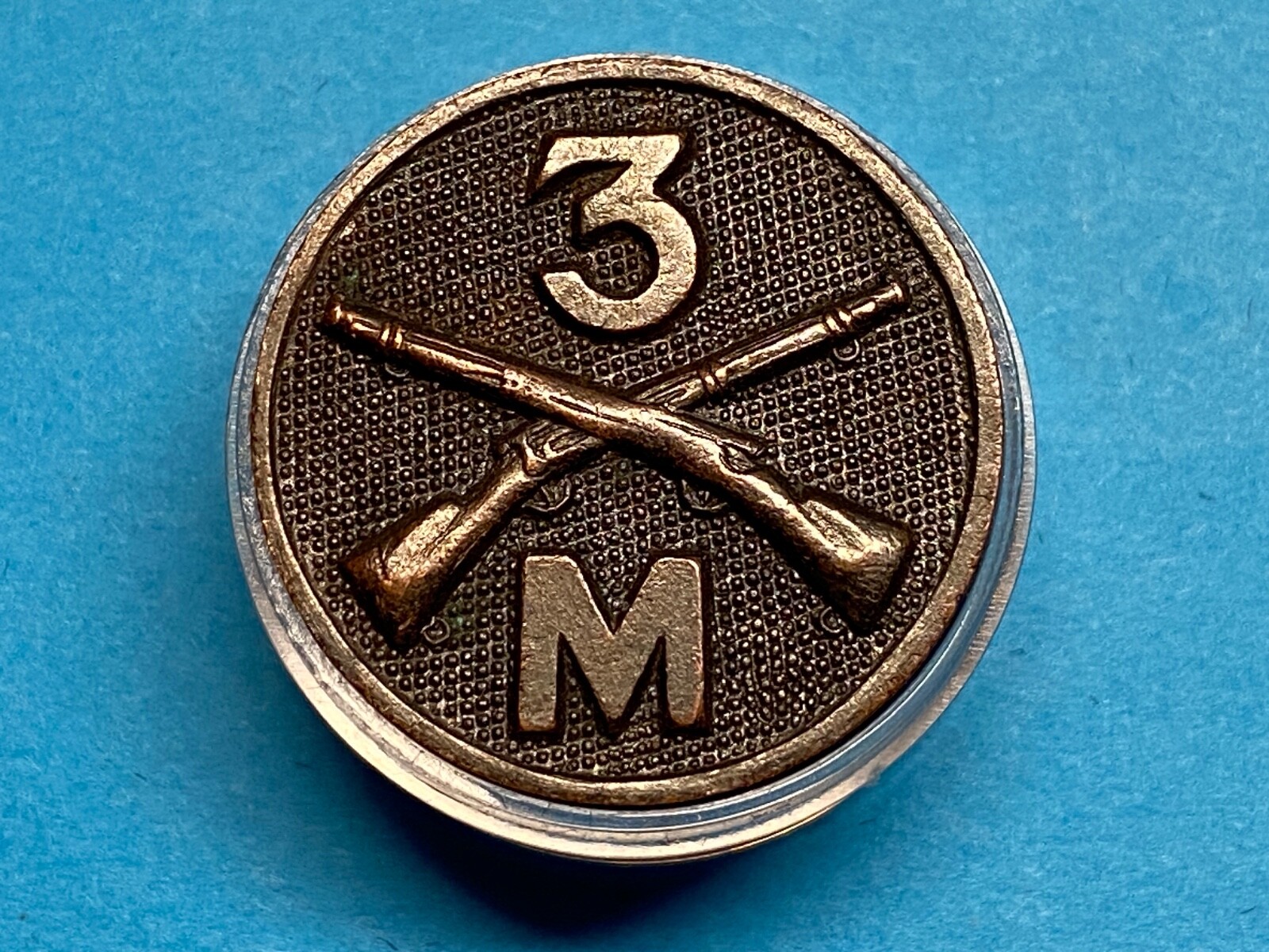 1910-1937, U.S. ARMY, TYPE I COLLAR DISK, 3rd INFANTRY REGIMENT, COMPANY M