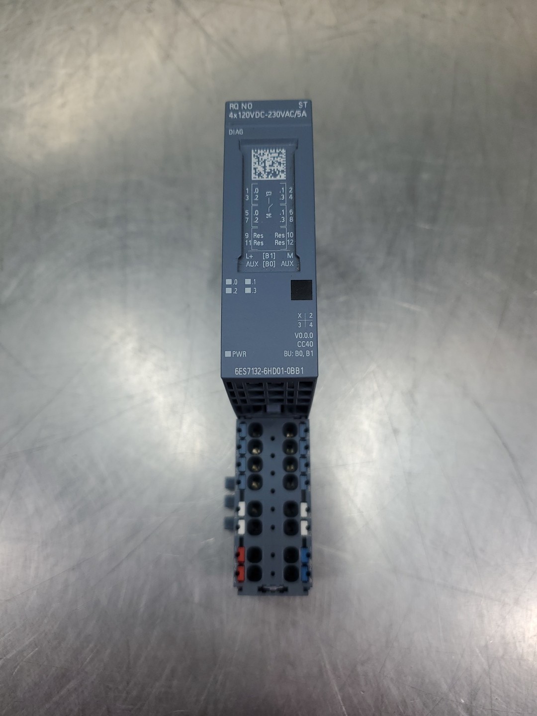 Siemens 6ES7132-6HD01-0BB1 PLC Module w/6ES7193-6BP20-0BB1 Base.           3D-70