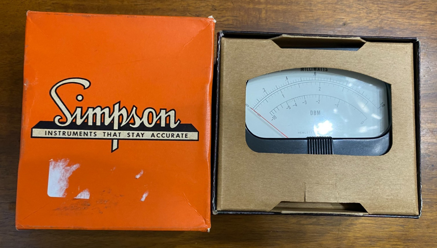 NOS OEM Simpson Milliwatts DBM HP Hewlett Packard HP 1120-0016 4 1/2" Meter