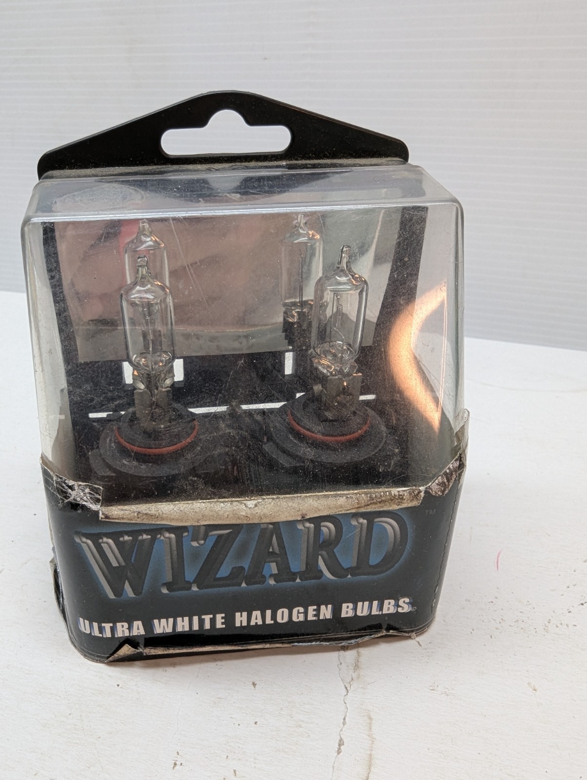 Wizard Ultra White Halogen Light Lamp Bulb 2 PACK NOS Korea