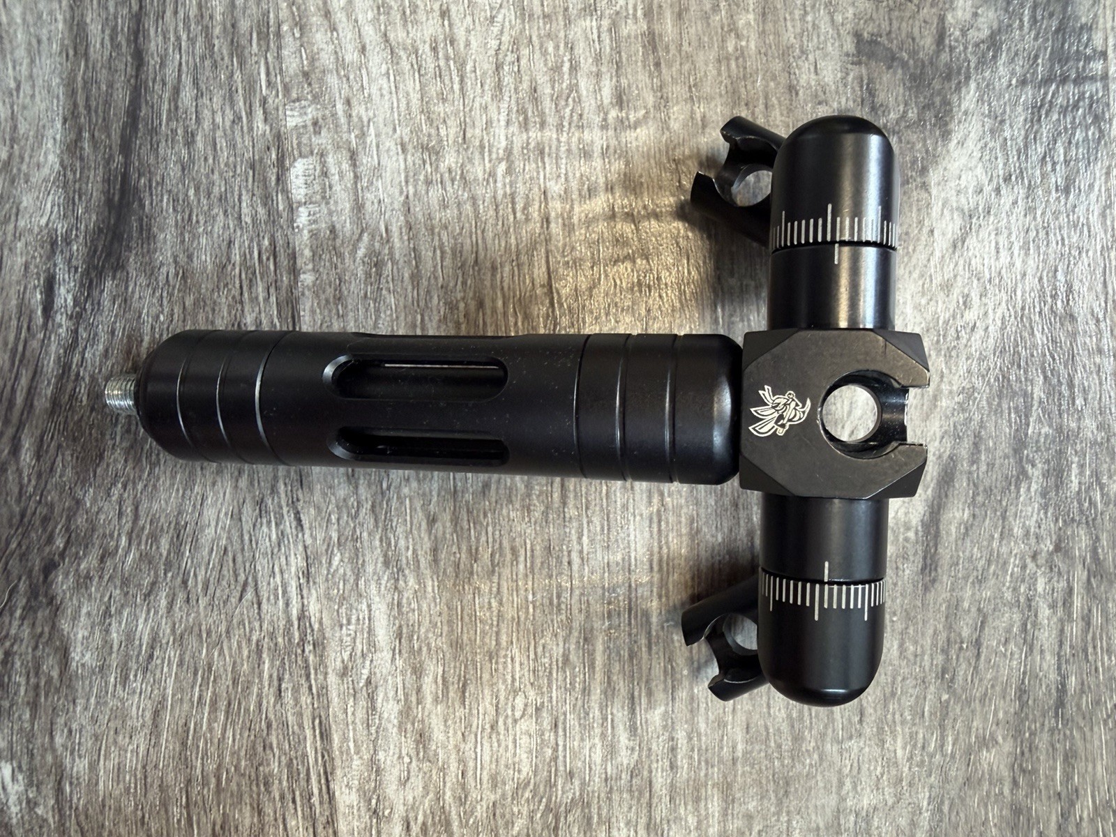 Bee Stinger V-Bar Stabilizer + Weight Set for Recurve