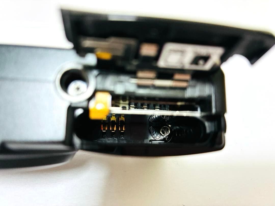 - Total Shutter Count: 6 Pcs - Ricoh CX6 Black