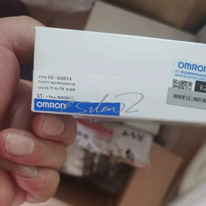 New Sealed Omron EE-SX674 Micro Photoelectric Sensor Replacement Fast Ship