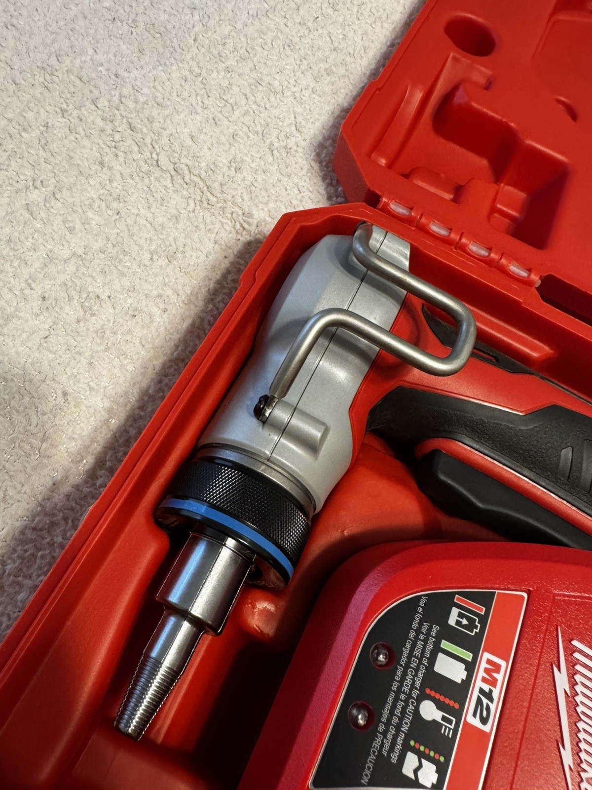 Milwaukee M12 Cordless ProPEX Expansion Tool Kit - 2432-22