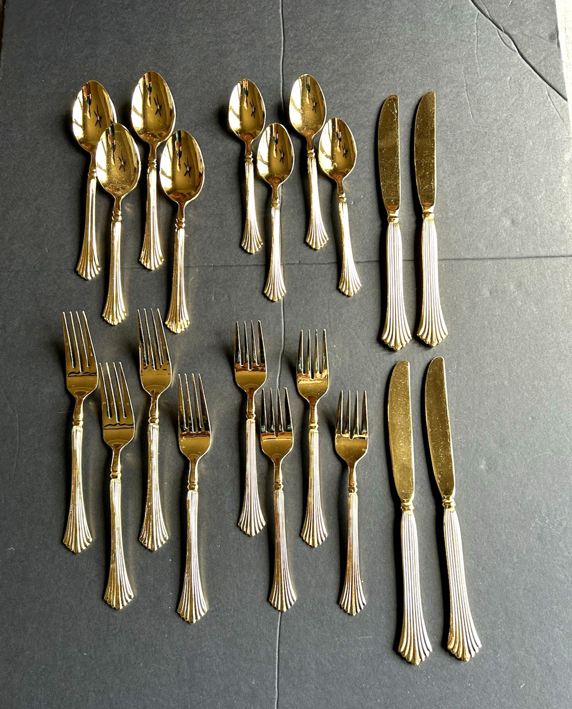 Rogers International Cascade Gold-Electroplate 20 Piece Flatware Set