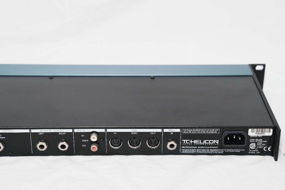 TC-HELICON VoiceWorks Plus Vocal Effects Processor Compact Pedal Used