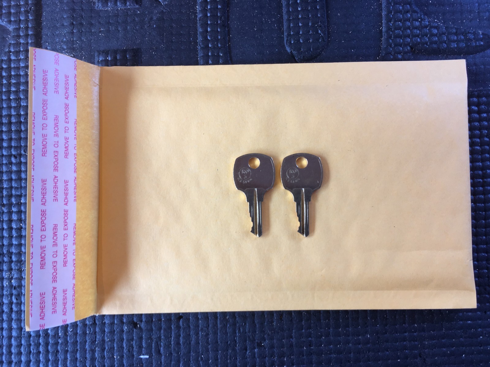 C001A-C250A 2 Keys William tool box cut to your key code by a locksmith