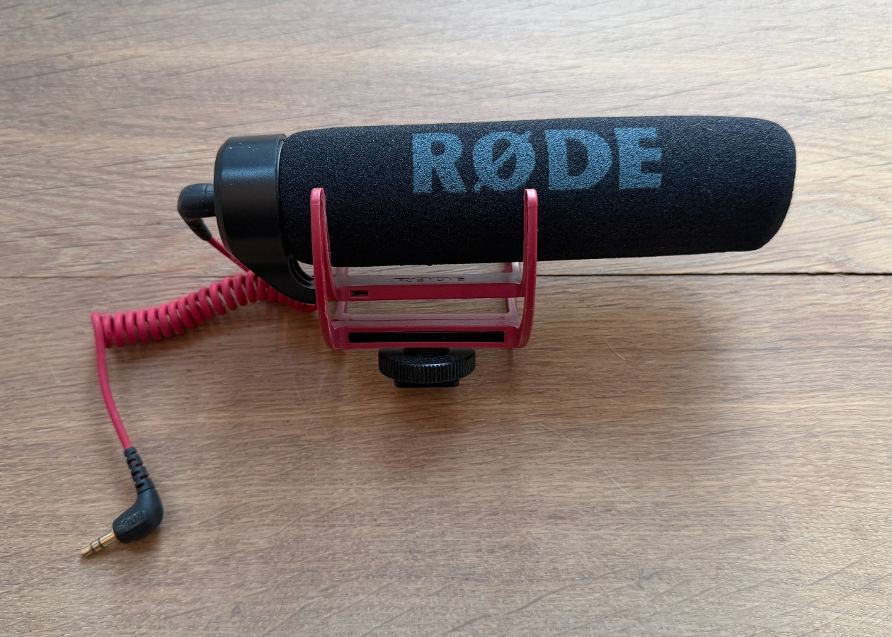 Rode VideoMic GO Compact On-Camera Microphone