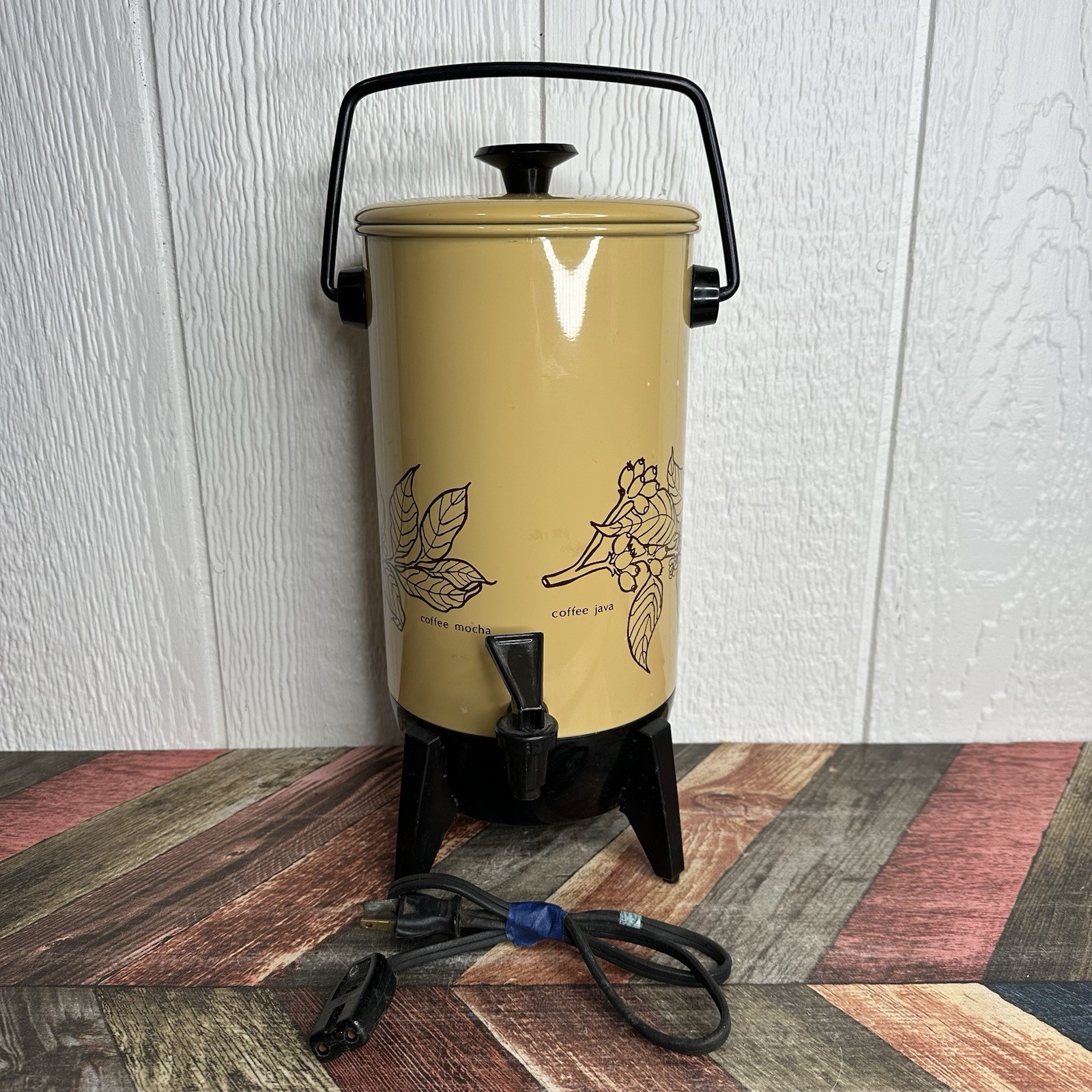 Vintage Mirro-Matic Party Perk 22 Cup  Coffee Maker