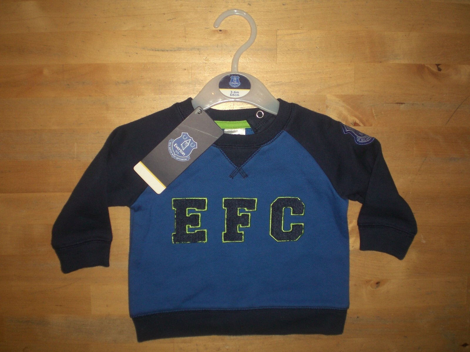 EVERTON FOOTBALL CLUB BABY SWEATSHIRT TOP - AGE 3-6 MONTHS, 74CM  *NEW WITH TAG*