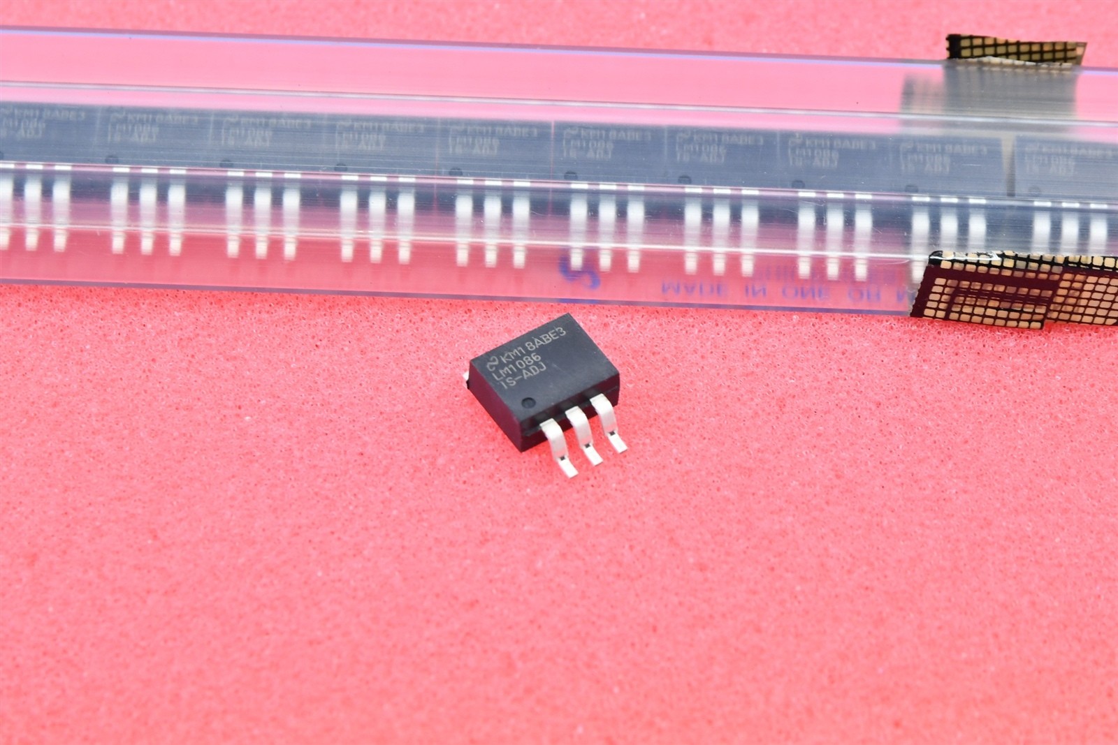 (40) National Semi LM1086-ADJ Adjustable 1.5A Voltage Regulator