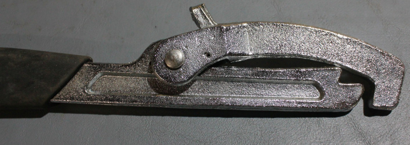 HUSKY Lock Nut Wrench