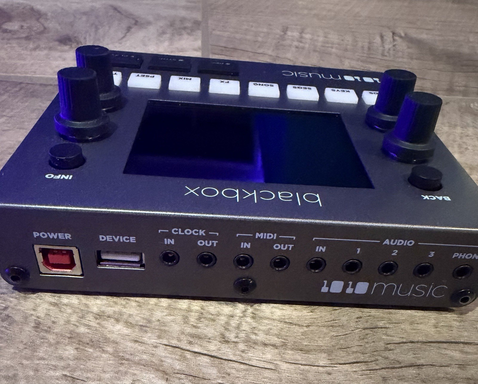 1010 Music Blackbox Sampler