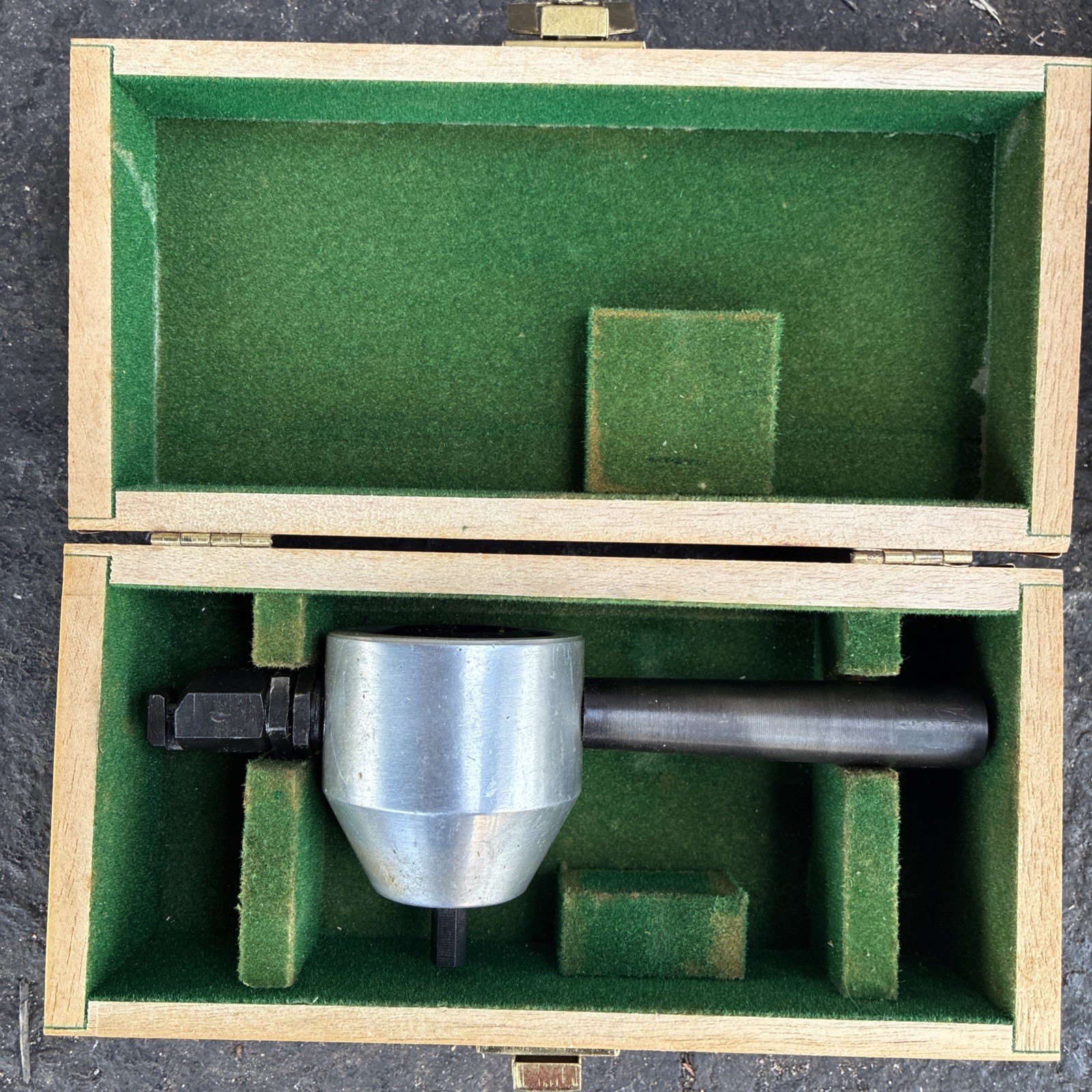 AMT Drill Operated Nibbler With Wooden Box Nice Condition