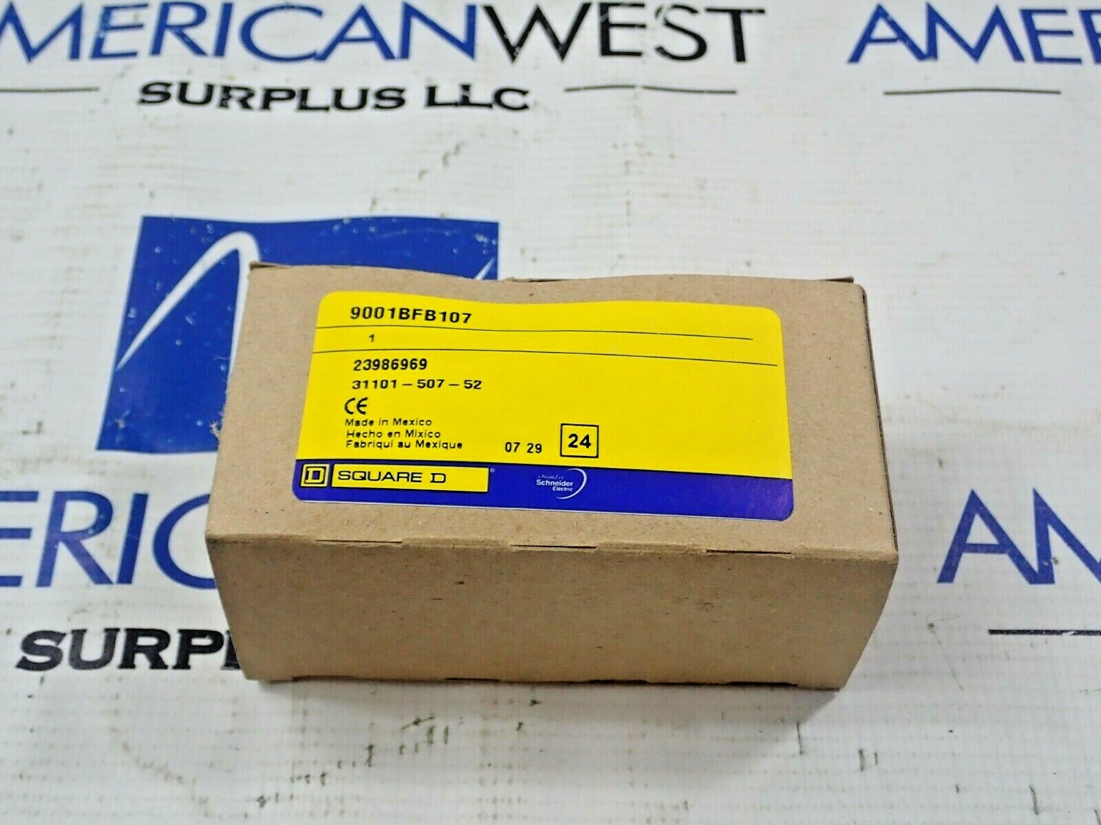 NEW Square D 9001BFB107 Control Station