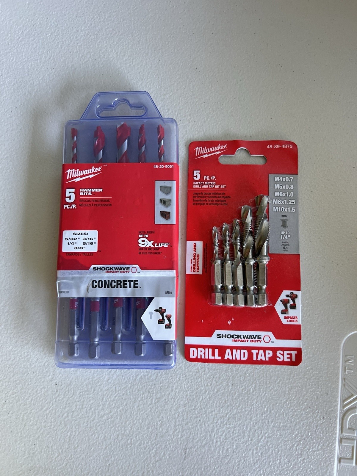 Milwaukee SHOCKWAVE Drill And Tap Set And Concrete Hammer Bits