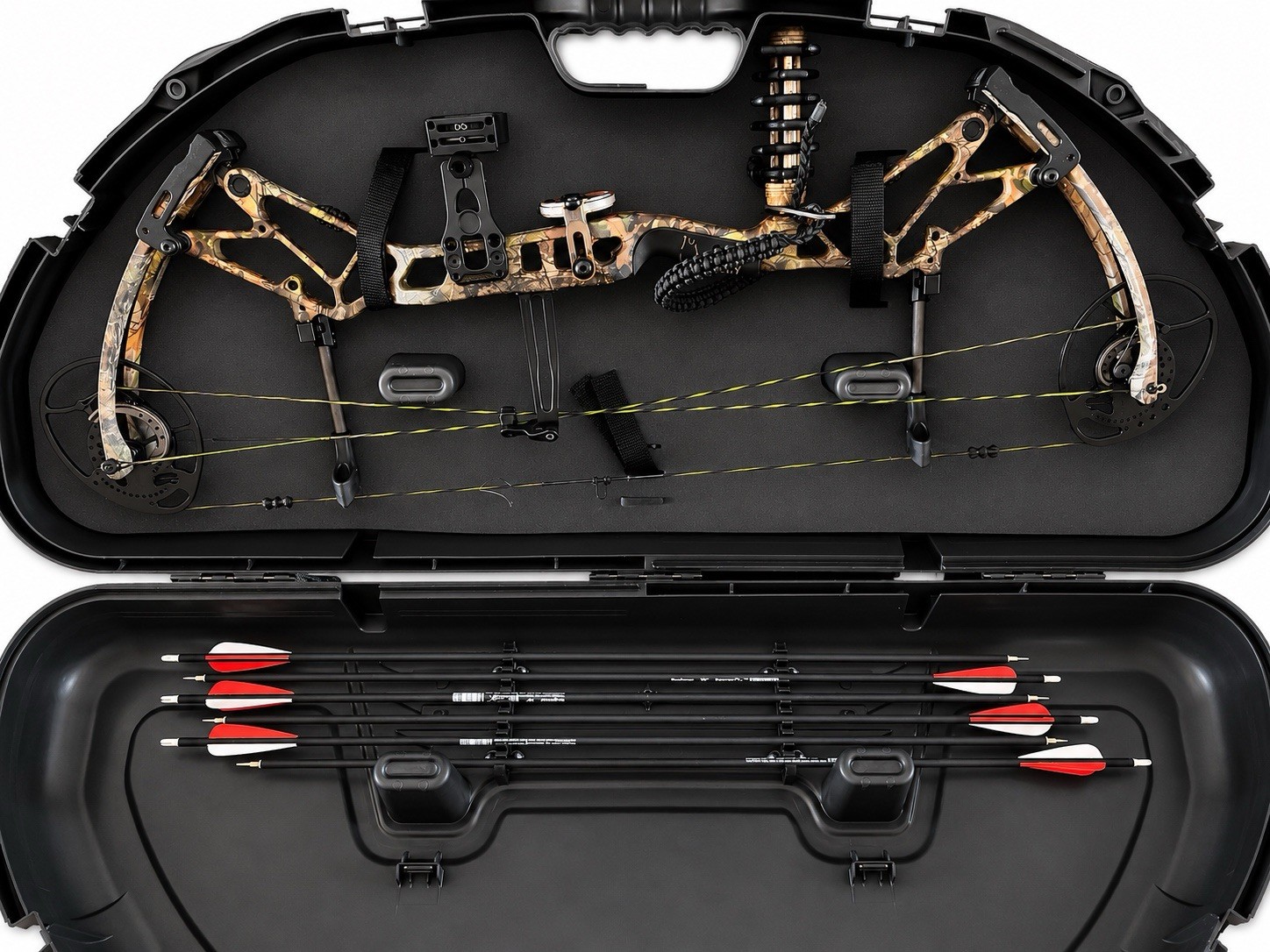 NEW / NEVER USED Bear Archery BR33 Compound Bow 29” Draw 70 lb RH Camo