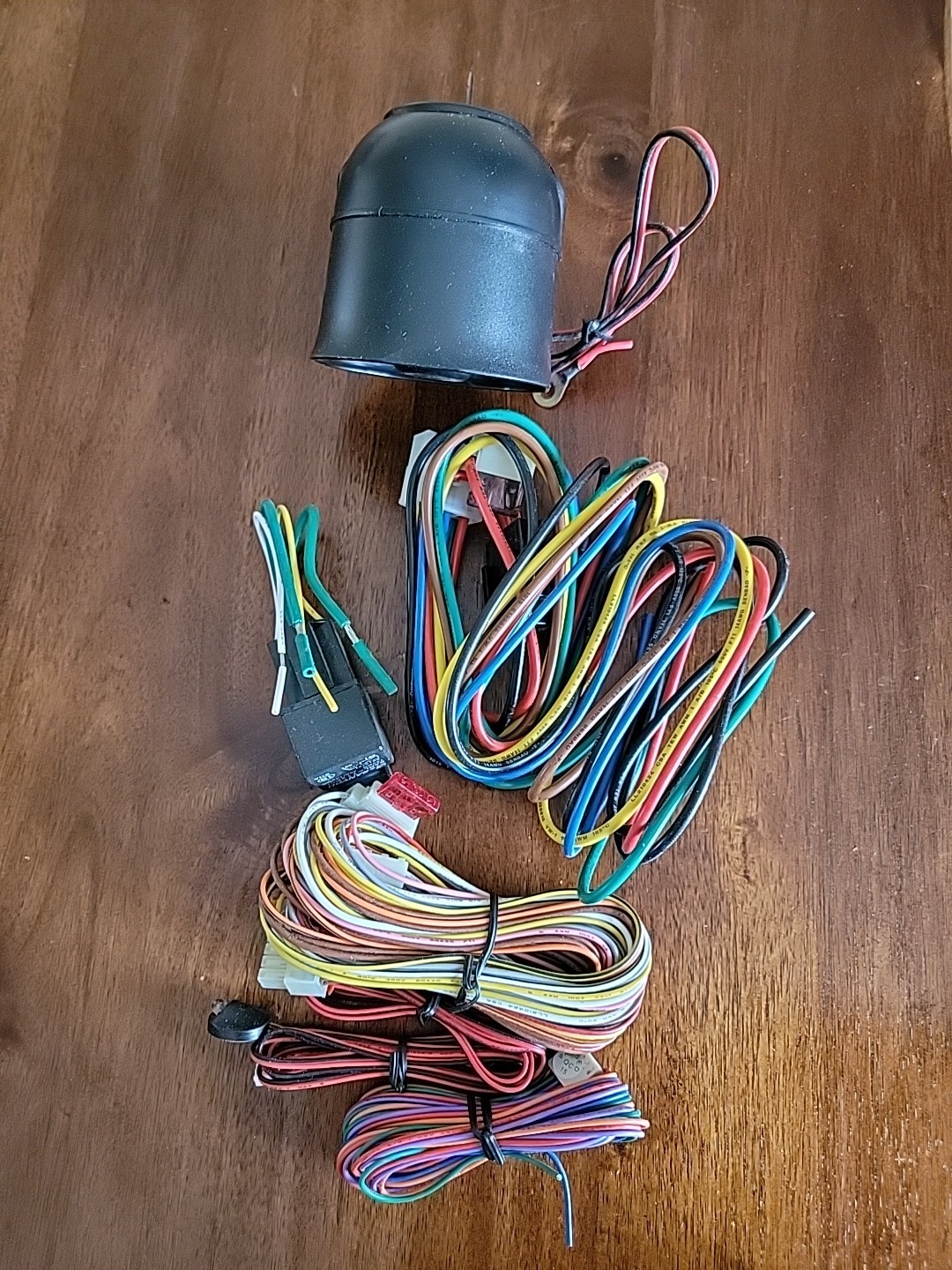 Royal Guard 2 Way Car Alarm Security System | Keyless Entry | Remote Start
