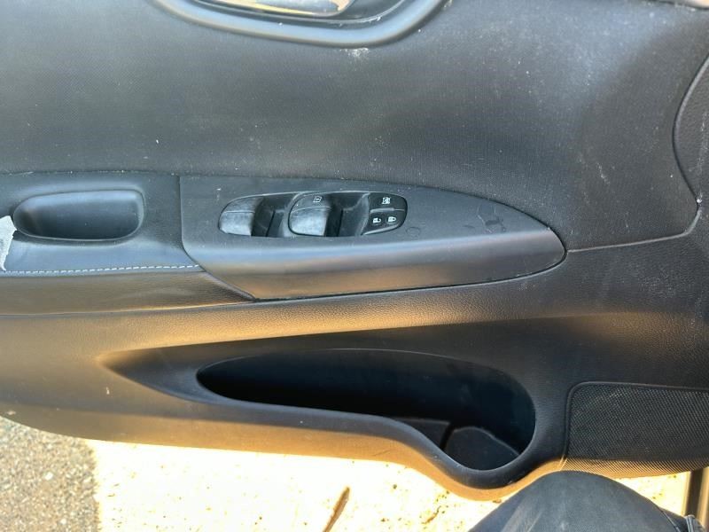 Passenger Right Front Spindle/Knuckle Fits 11-25 LEAF 104687708