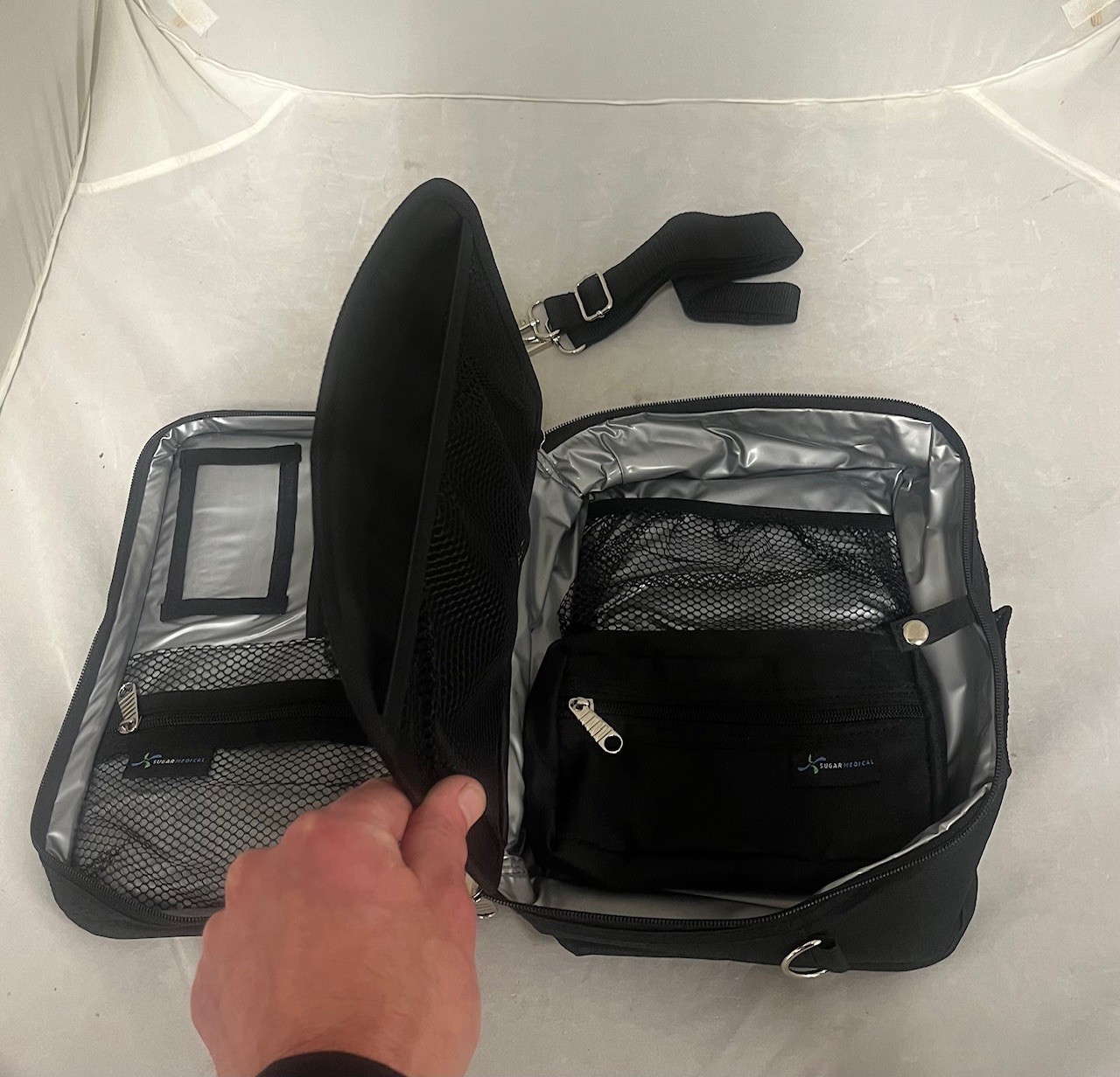 Sugar Medical Diabetes Insulated Travel Bag with Luggage Strap - Jordan - NEW!