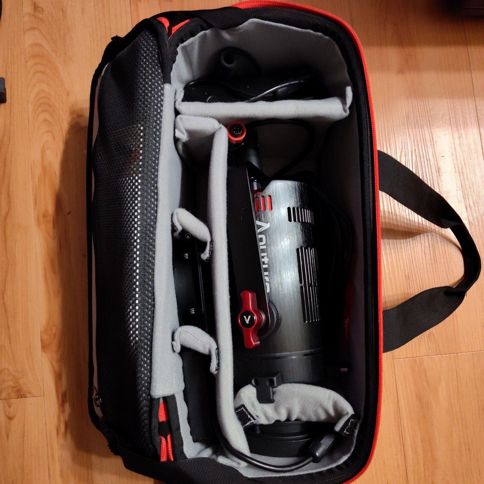 Aputure Light Storm LS 60X Bi-Color Focusing LED Light