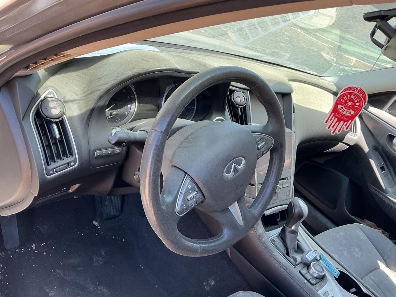 Q50 2016 Glove Box 5012354