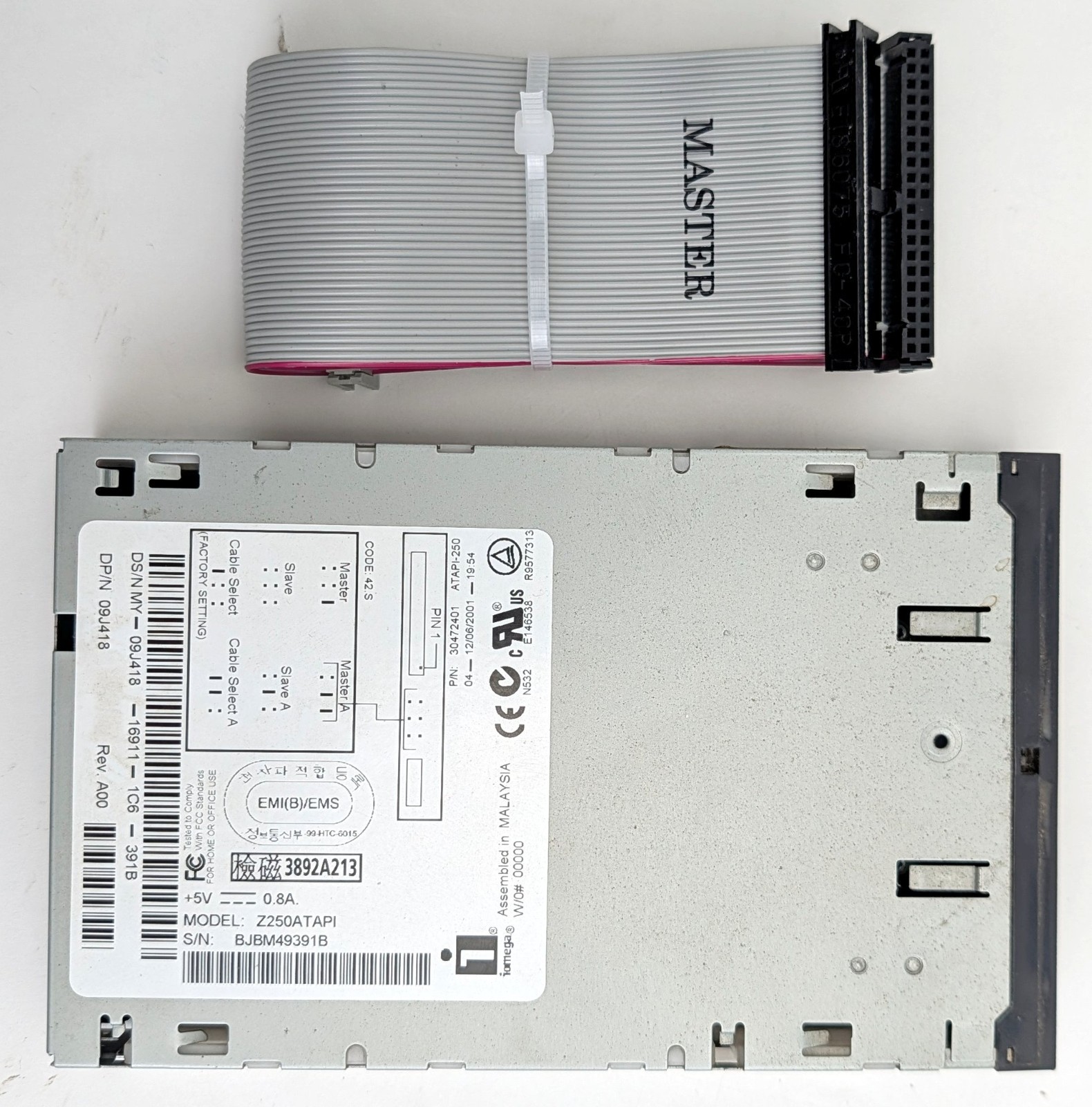 Iomega Zip 250 ATAPI Internal Drive Z250ATAPI IDE 3.5" & IDE Cable 100MB / 250MB