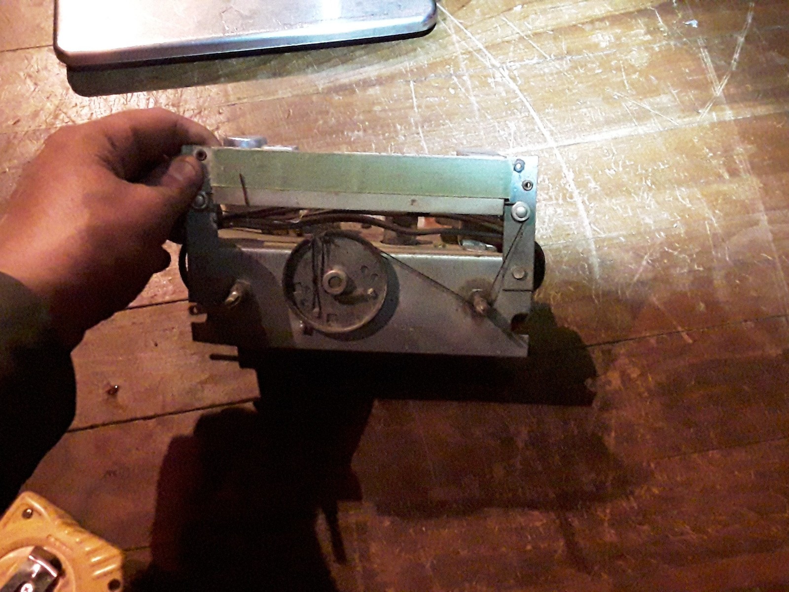 Small Antique Tuner Radio Chassis