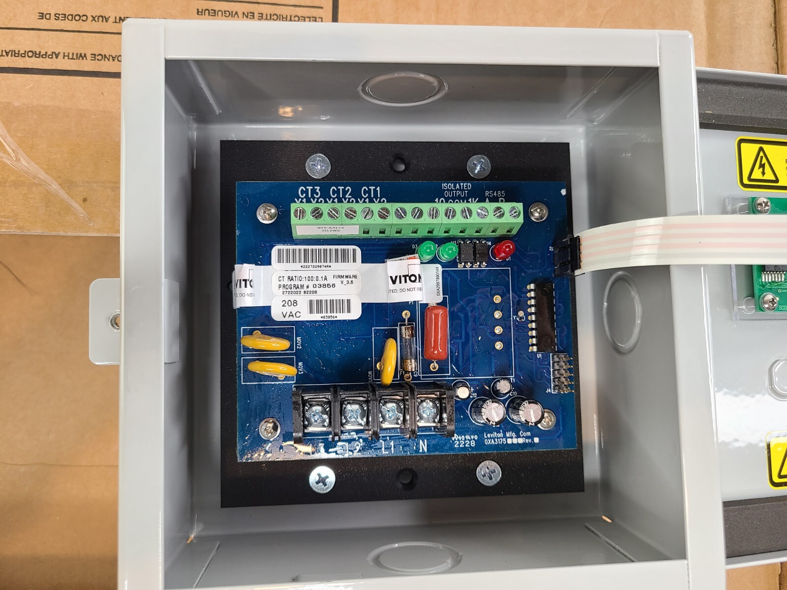 Leviton 2K208-1SW Series 2000 Indoor Usage Meter 3 Solid Core CTs 480V 100A