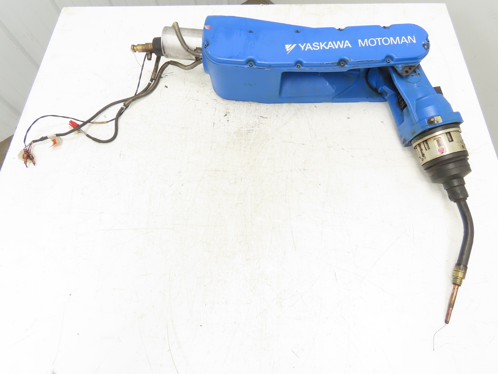 Yaskawa YR-MA01400-A00 Motoman Wrist Unit DX100 Abicor Binzel Welding Head
