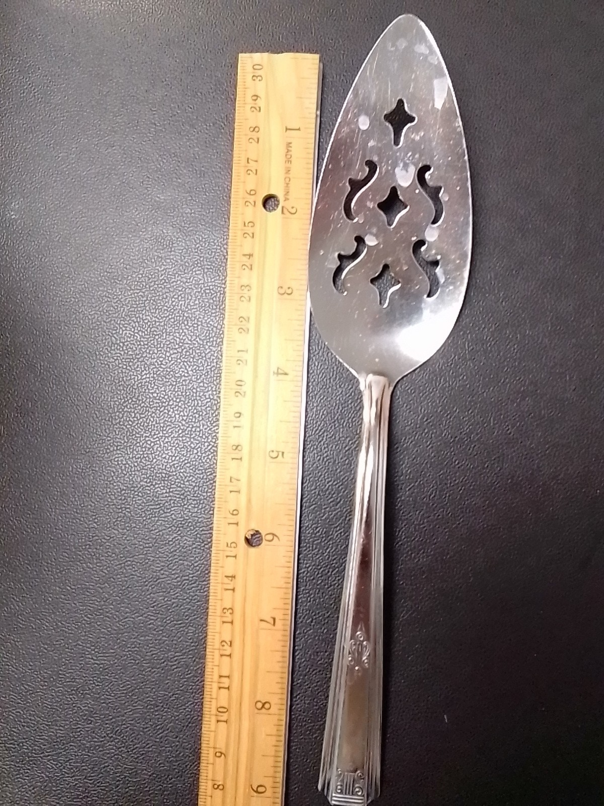 Vintage USA Pie Cake Vegetable Server Slotted
