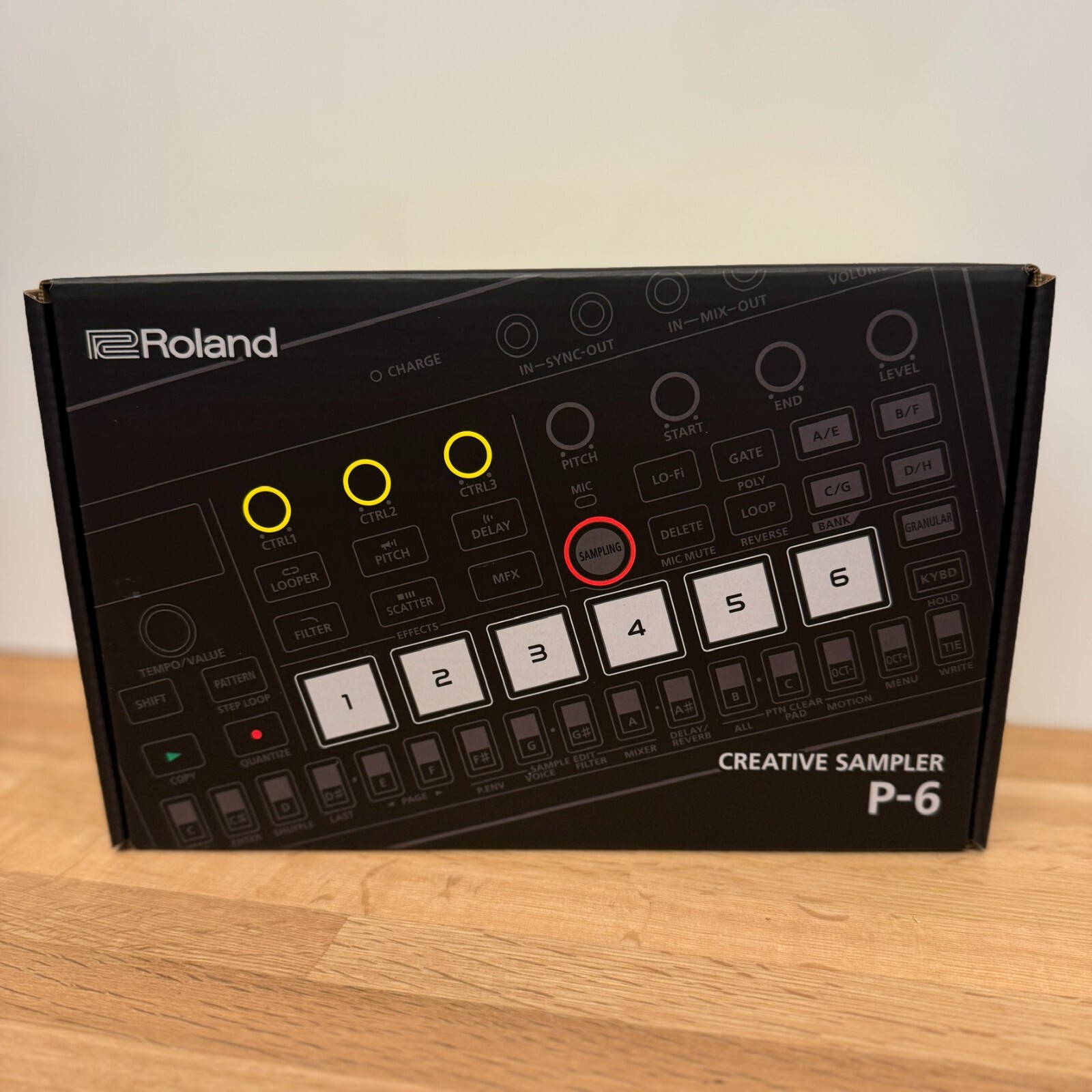 Roland AIRA Compact P-6 CREATIVE SAMPLER Beat Machine Japan New
