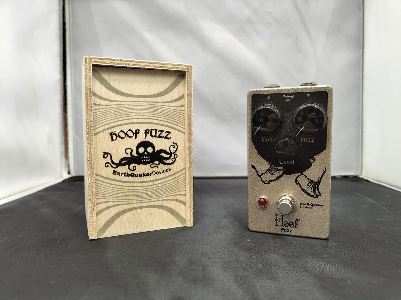 EARTHQUAKER DEVICES / Hooffuzz 20thAnniversaryEditio260615