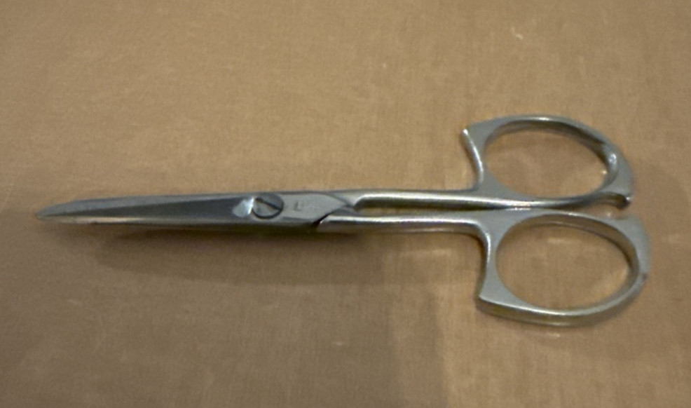 Baker 4 Inch Sewing Scissors