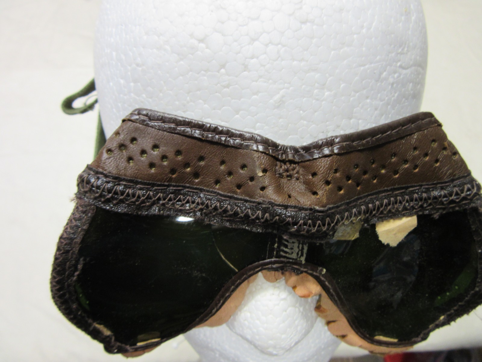 WW2 Goggles, Americal Optical, New Old Stock!