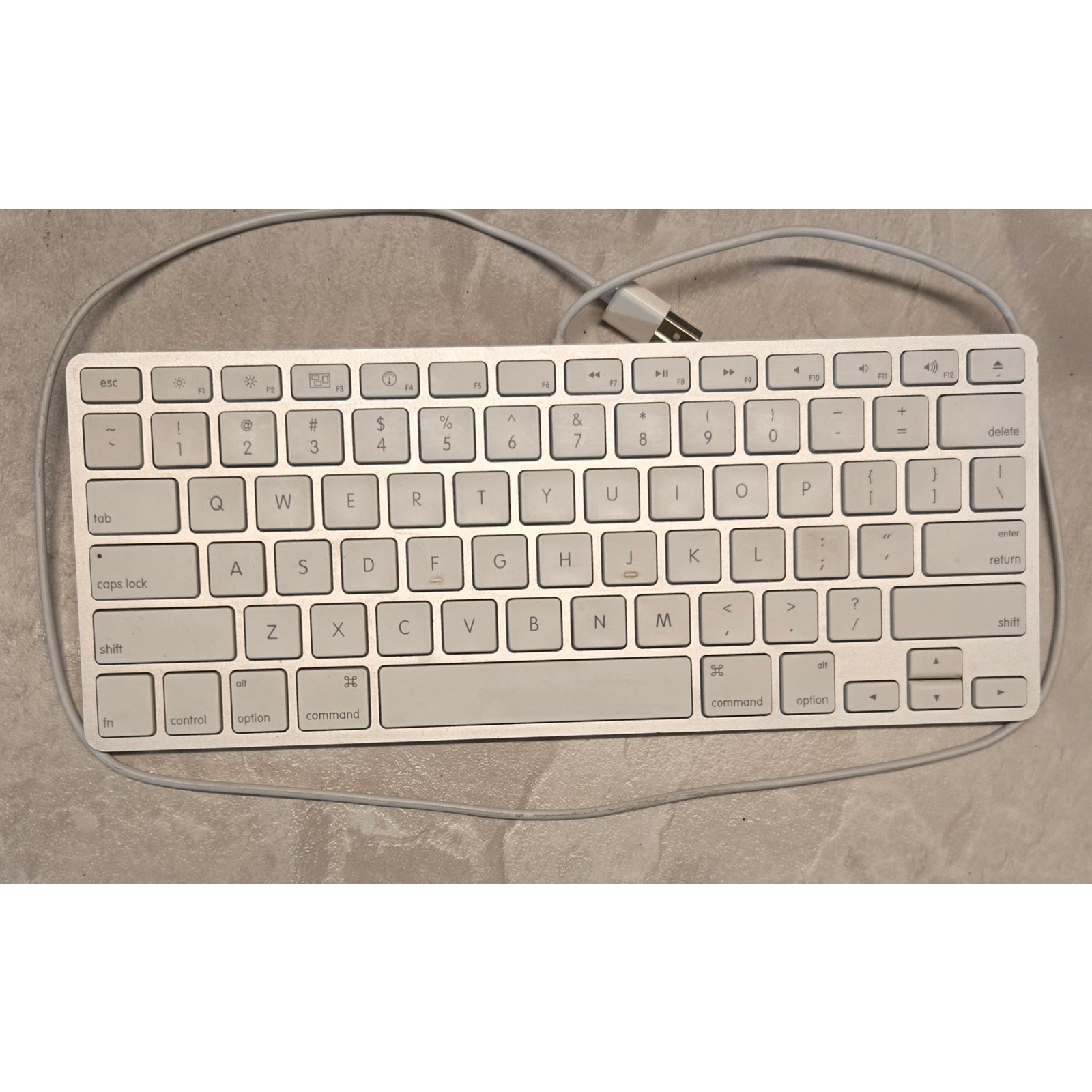 Apple Mac Smallest Most Compact USB Wired  Keyboard Model A1242 White Slim