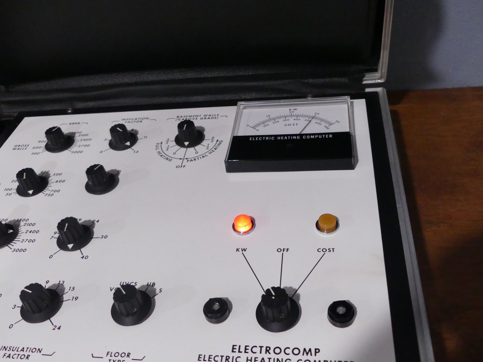 Vintage Beckman Instruments Electrocomp Electric Heating Rare Early Computer