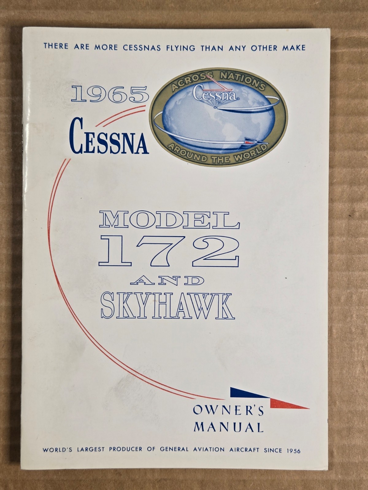 CESSNA 172 and Skyhawk Aircraft Owner's Manual 1965  -  Good Condition