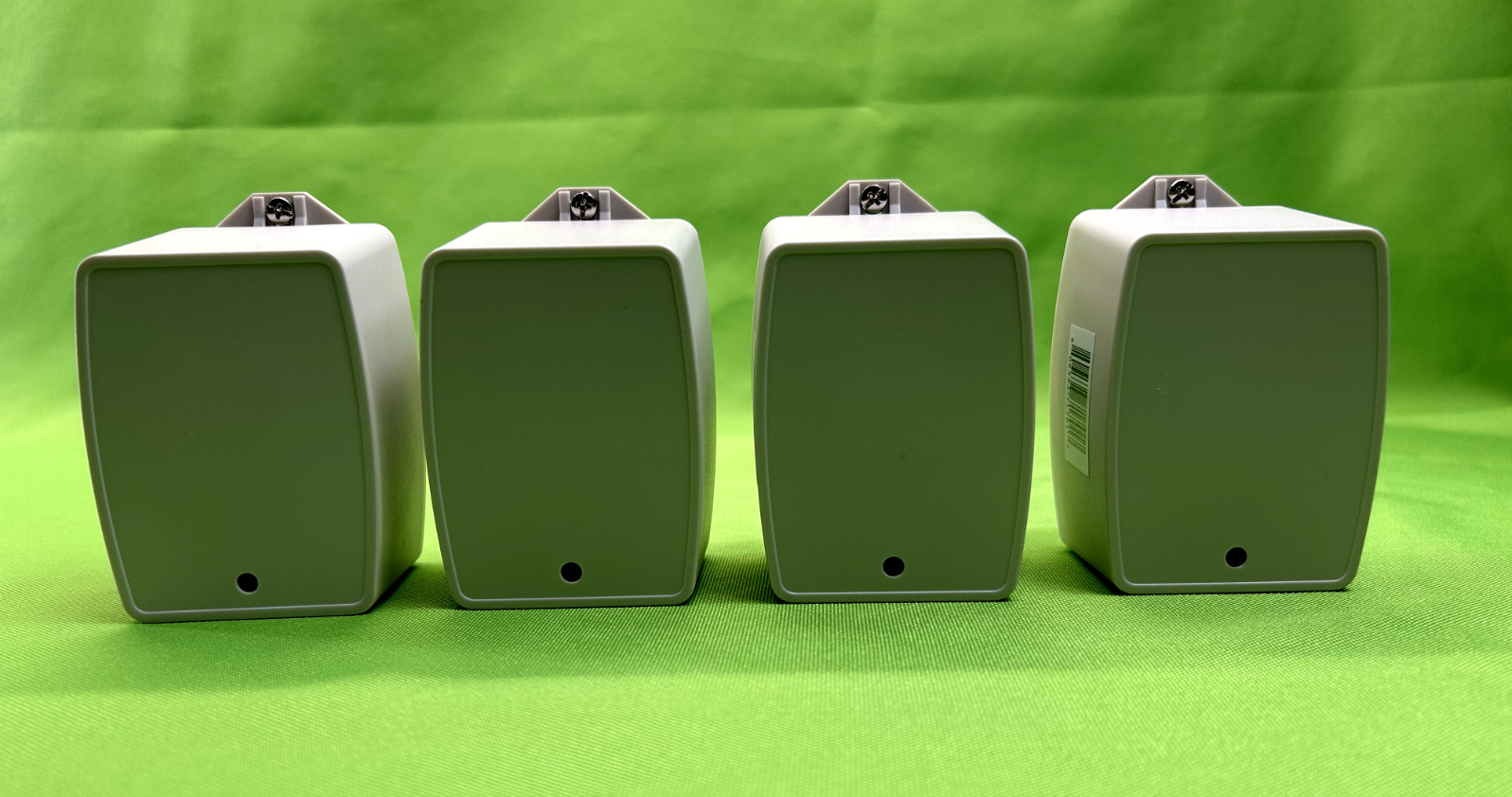 *LOT OF 4* BRAND NEW UNIVERSAL TRANSFORMER 24.40VA GREEN LED 7 UB24410W