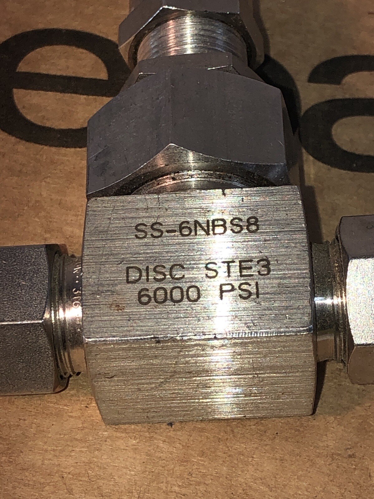 Whitey SS-6NBS8 Union Needle Valve 1/2" Tube Fitting Pipe Air Hydraulic