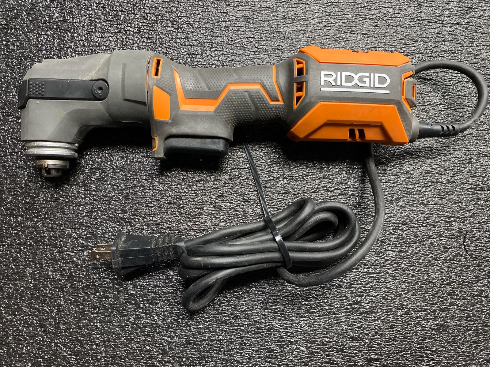 RIDGID R28700 4A JobMax Multi-Tool Excellent