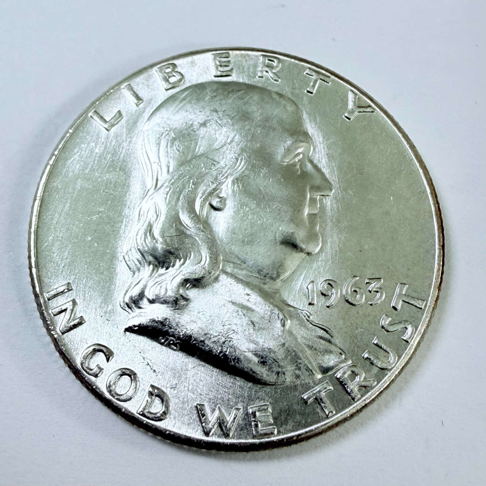 1963 P FRANKLIN SILVER HALF DOLLAR COIN 90% SILVER AU ABOUT UNCIRCULATED #8031