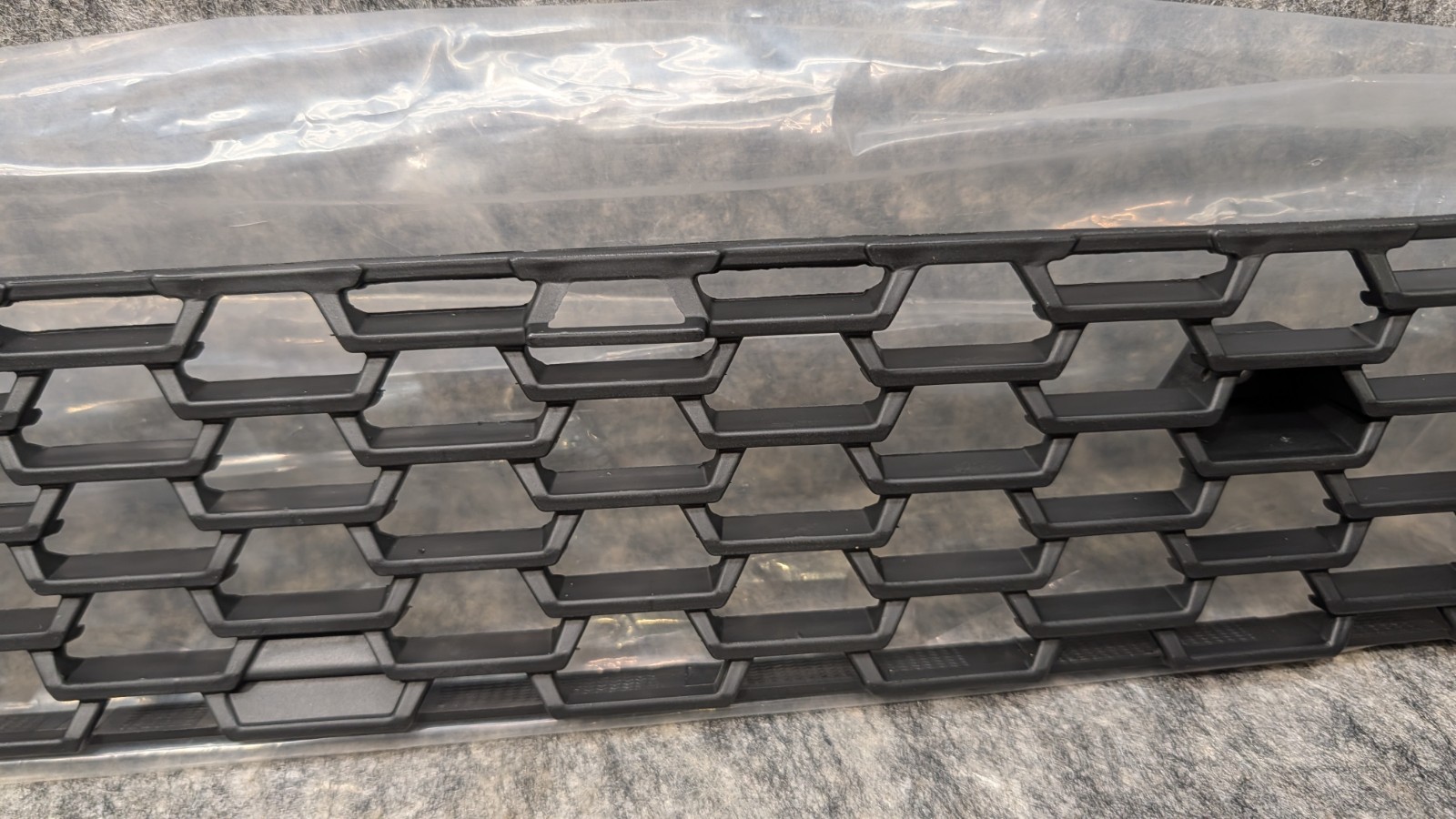 Lower Mesh Grille Insert for 2018-2021 Freightliner Cascadia - Black 🔥New🔥