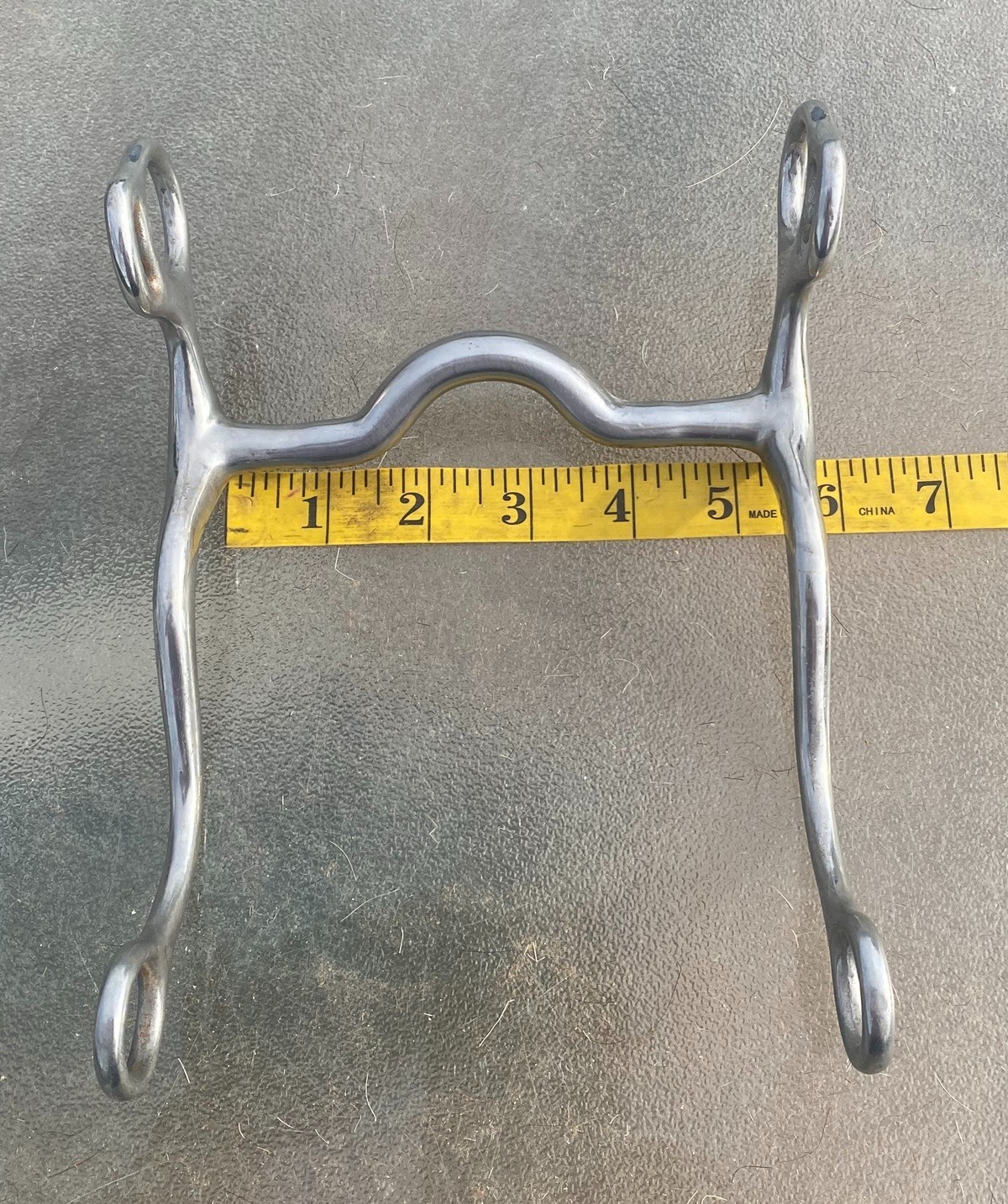 HORSE BIT - shanked center port - Partrade