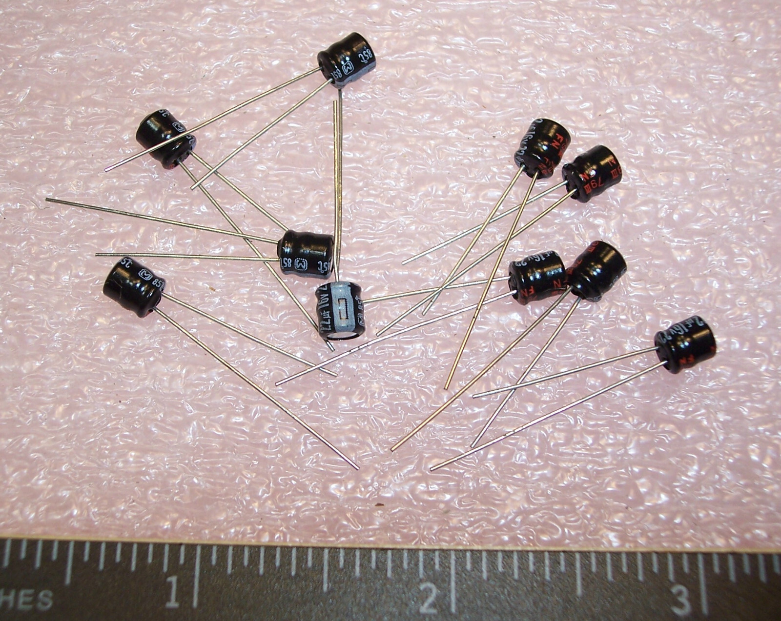 QTY (200) 22uf 16V 5x5mm MINIATURE ALUMINUM ELECTROLYTIC ECEA1CKS220 PANASONIC