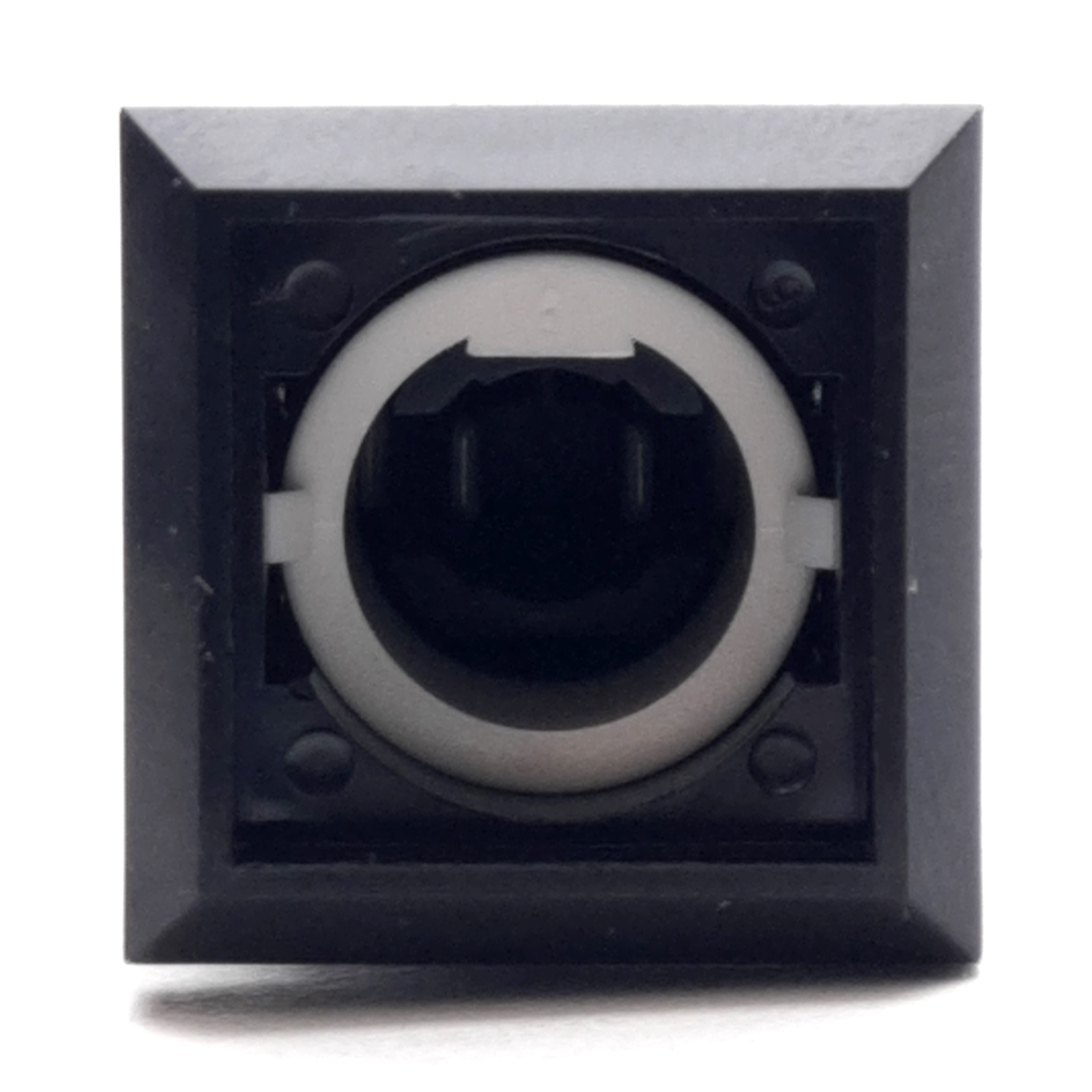 EAO 01-281.0252 Pushbutton Switch, Maintained, Square, DPST NO/NC, 250VAC 5A