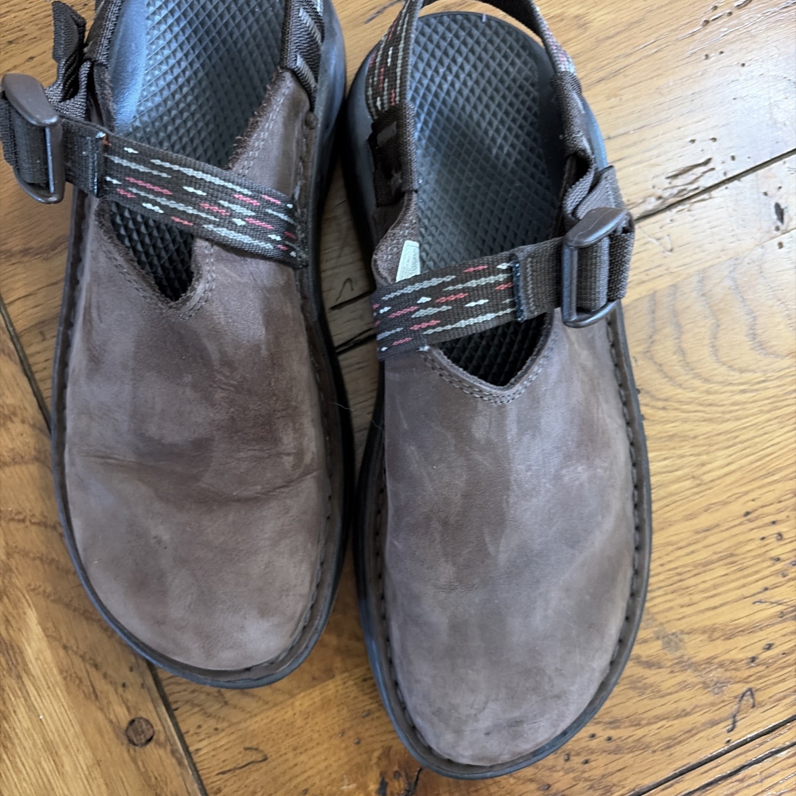 Chaco ToeCoop hiking clogs Women’s 7.5