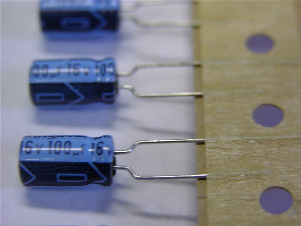 20 Rubycon TWSS Type 100uF 16V 20% Electrolytic Capacitors 6.3 x 11mm 5mm Pitch
