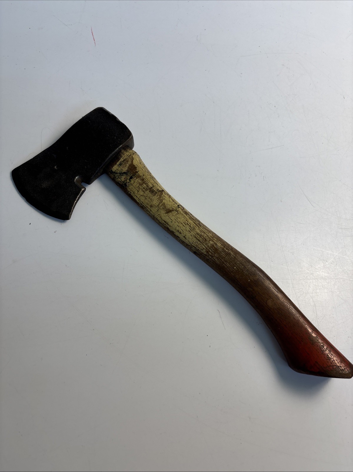 Vintage Unmarked Hatchet w/ Nail Puller 1 lb 9 oz Wood Handle